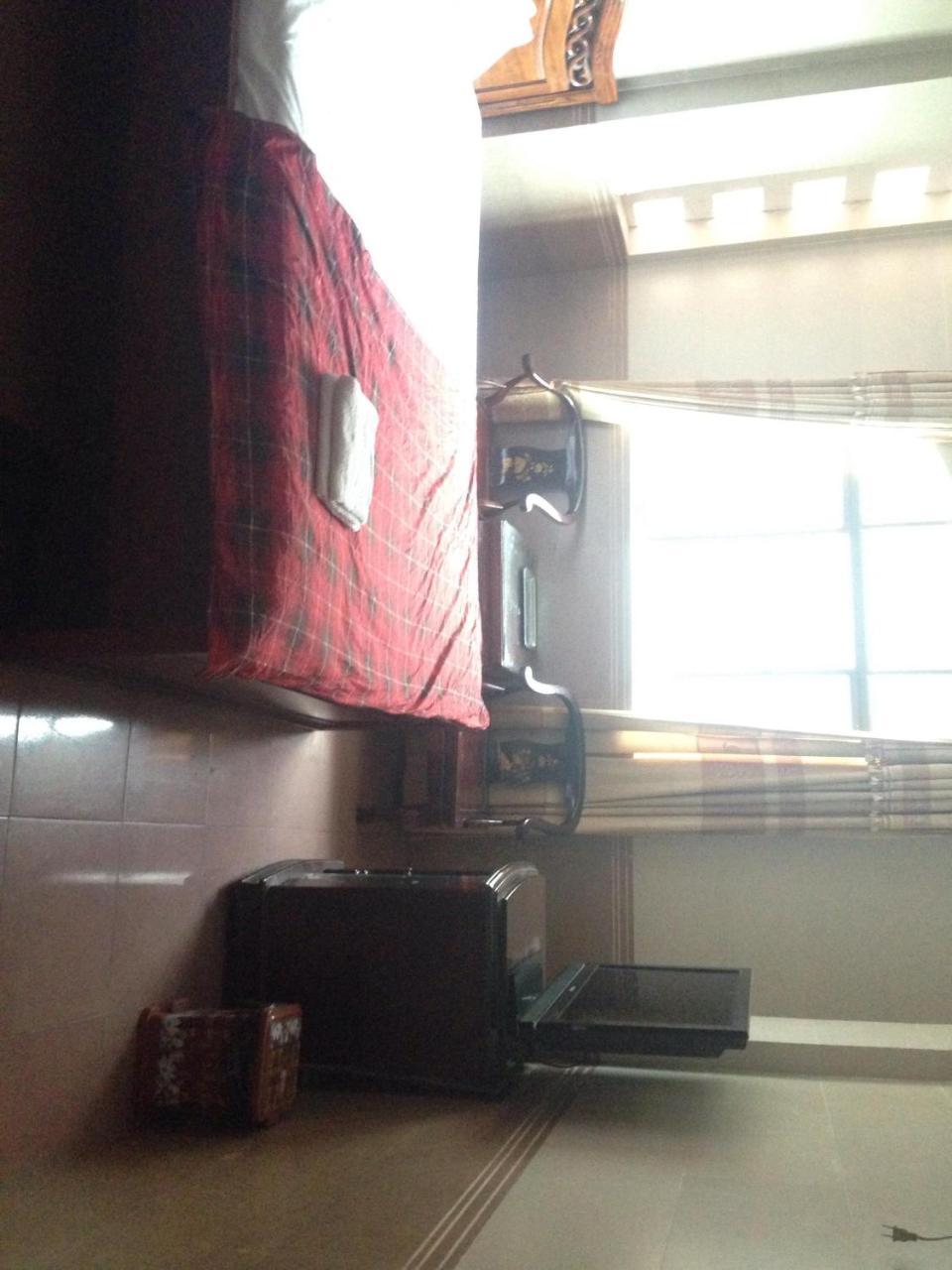 Hotel Tokyo 1 Vinh Bagian luar foto