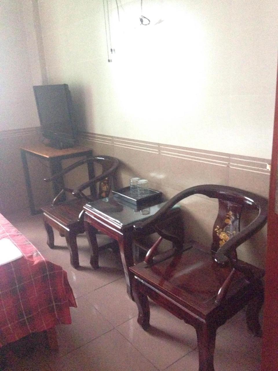 Hotel Tokyo 1 Vinh Bagian luar foto